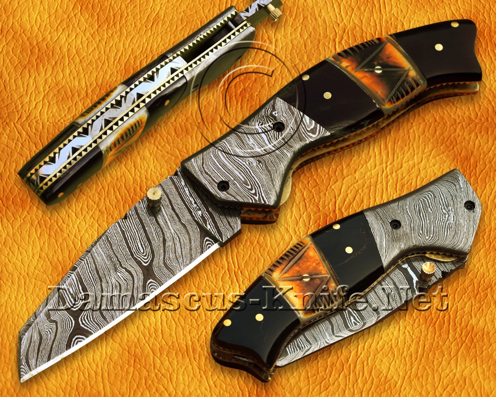 Handmade Damascus Steel Hunting and Survival Folding Knife Horn Handle DFK769