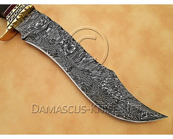 Custom Handmade Damascus Steel Hunting and Survival Bowie Knife Bull Horn Handle
