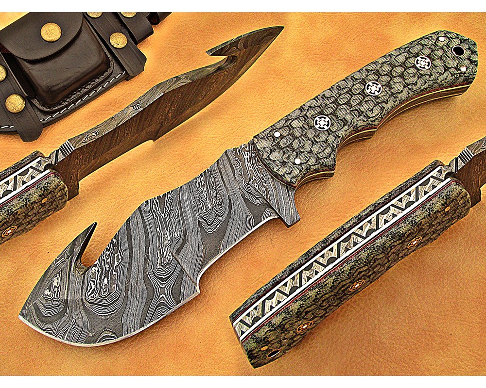 Gut Hook Full Tang Handmade Damascus Steel Hunting and Survival Tracker Knife DTK1016
